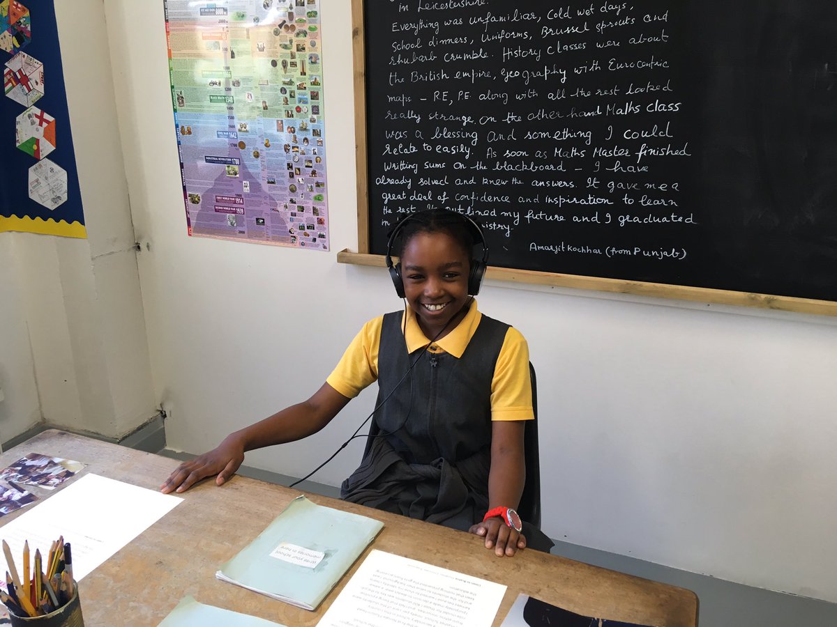 cuttingsticking's tweet photo. Great workshop @MigrationUK today! My group really enjoyed the interactive #RoomtoBreathe exhibition. Thanks Emily and Liberty! @ReayPrimary #multiculturallondon #migration #immigrantstories https://t.co/wMgaEsgVu7