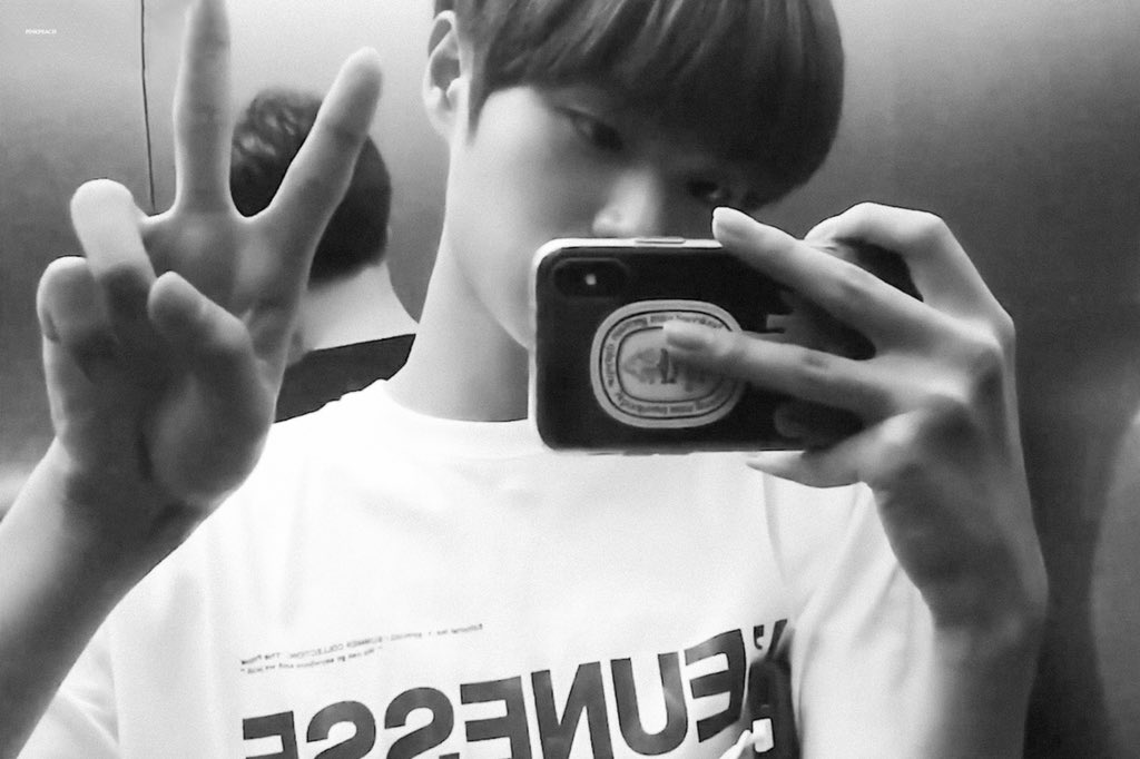 PINKPEACH0129's tweet photo. #이대휘 #대휘 #AB6IX #LEEDAEHWI 

📷 https://t.co/EINGeKPlAo