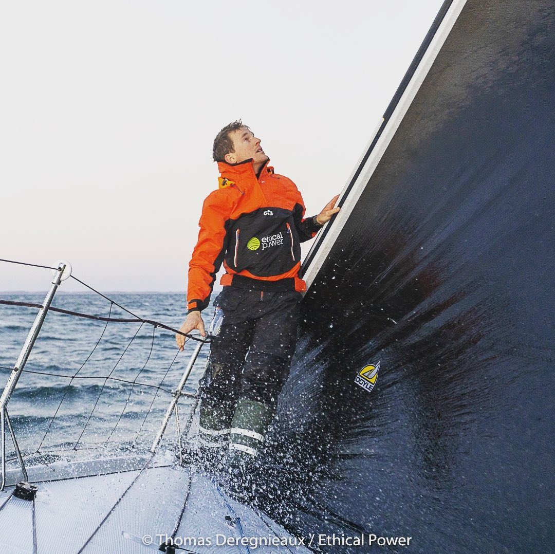 Who else is ready to sail into the weekend? 😎⛵

#FridayFeeling #GillMarine #EthicalPower #ConradColman

📷 Thomas Deregnieaux / Ethical Power