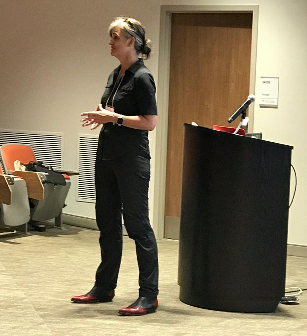 HumanitarianU's tweet image. @DrHilarie prepping students for #SimEX2019 @University of Miami @umiamimedicine @UMiamiNursing #LiveSimulation #Humanitarian #FirstResponders #Miami #BePrepared