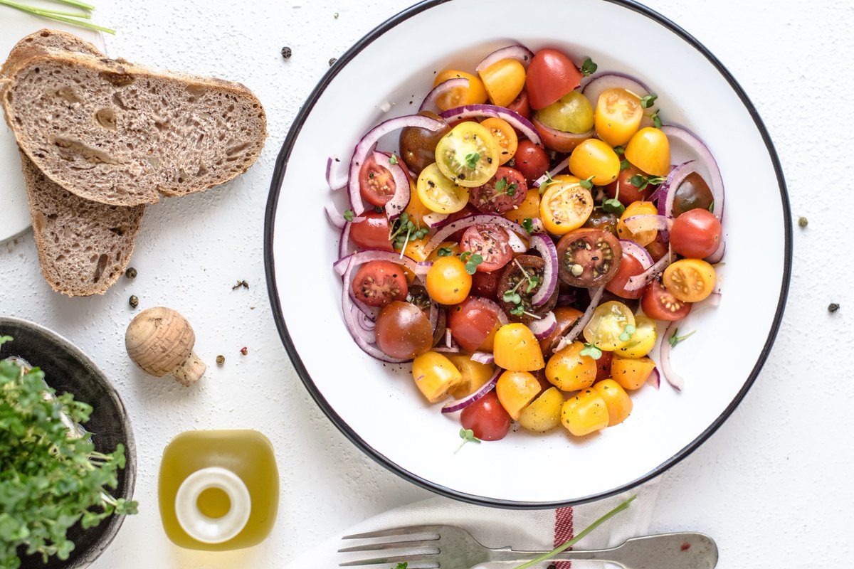 Панцанелла: летний итальянский салат: blog.buymeapie.com/panzanella-ita…

#рецепт #еда #приготовьсам #самсебеповар #рецепты #кухня #кулинария #кулинарныесекреты