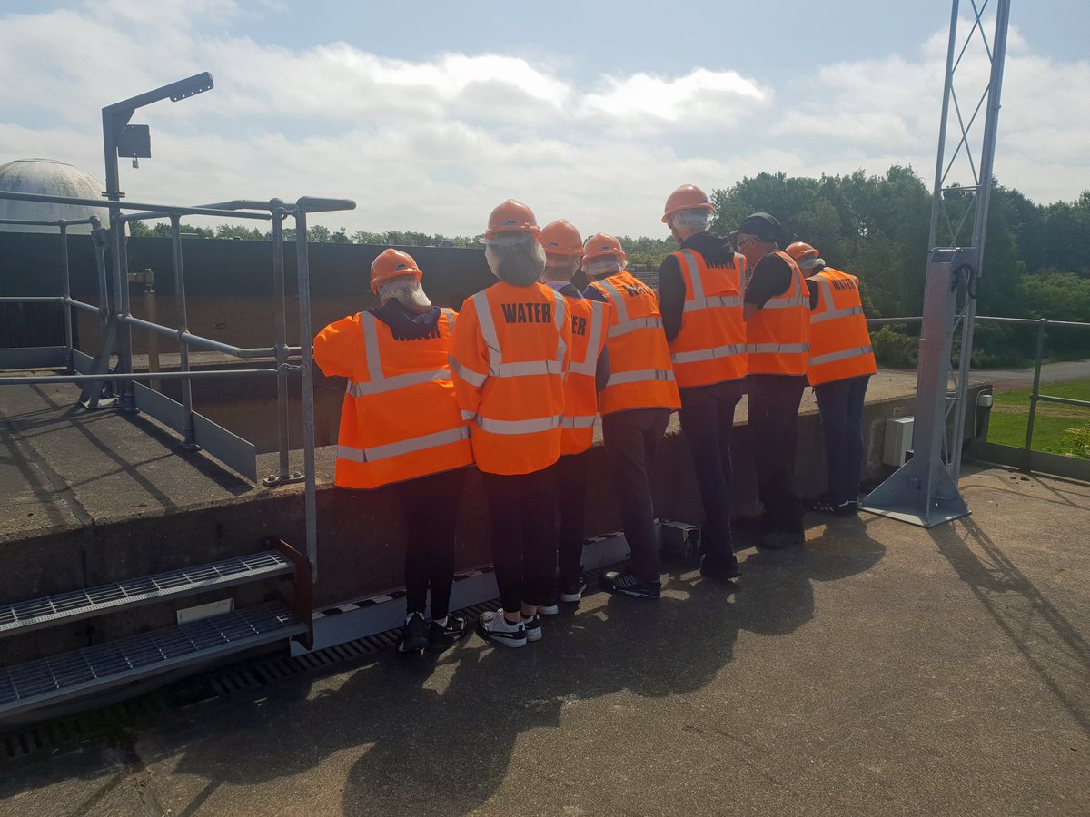 NorthumbrianH2O's tweet photo. Our visitors from @Castle_View took a trip to our water treatment works in Lumley today to learn about the range of #STEM-related subjects that combine to making sure we deliver the best quality water possible to our customers. All part of @MAKEitSund #WorkDiscoveryWeek. https://t.co/FXV6NHcqeX