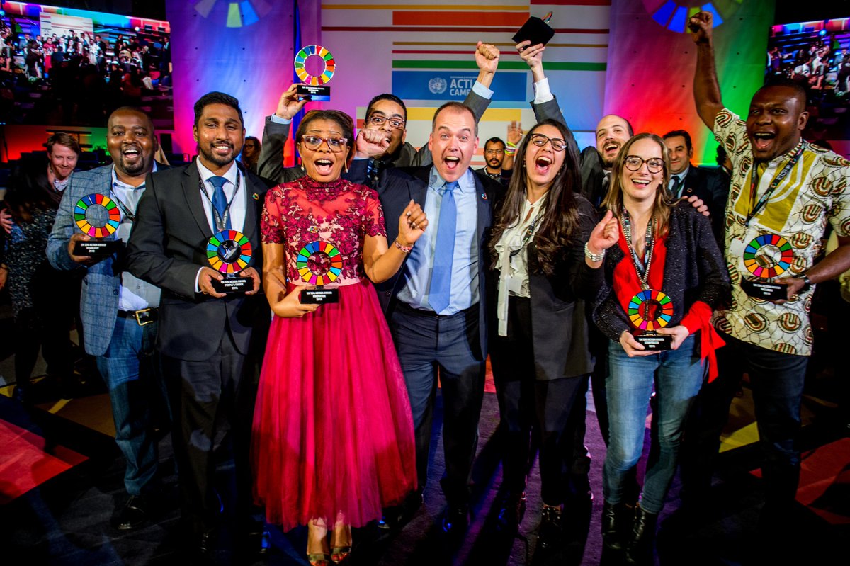 FolukeMichael's tweet photo. @SDG2030 @Solution17G @SDGaction @UNDPNigeria @UNDPAfrica I received UN #SDG Award in Innovator Category at the #SDGGlobalFest by @SDGaction. The award propelled our team to do more!
Today we have #Solution17 for SDGs to solve the world's most pressing problems
We must #LeaveNoONeBehing to achieve the #SDGs in 2030
Thank you @SDG2030 https://t.co/53z8hlTolV