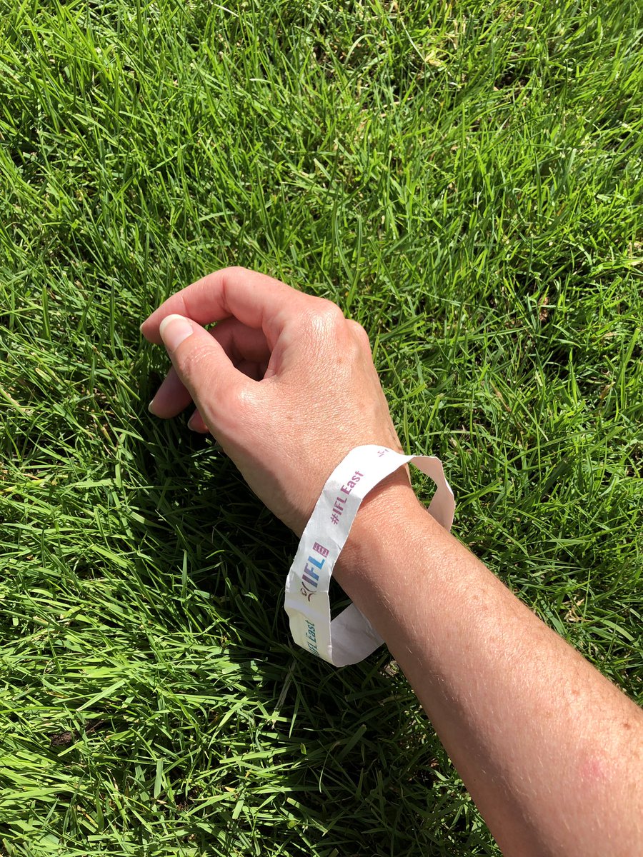 DrJoScience's tweet image. Not quite #GlastonburyFestival but a bit of lunchtime sunshine on the grass @WestSuffolk college for #IFLeast @IFL_East International Festival of Learning makes for a relaxing part of the day after my sessions this morning.
