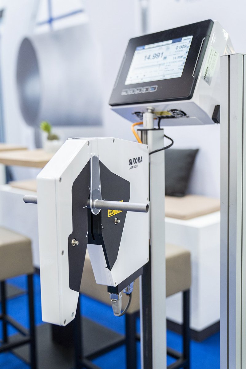 sikoranet's tweet photo. This gauge is boldly representing our extensive #laserseries2000 for inline #diametermeasurement #ovalitymeasurement of #steelwire #wirerod #metaltubes #metalpipes from 0.05 up to 500 mm @TBWoM #METEC booth 3A58 #qualitycontrol #NDT #NEWCAST #THERMPROCESS #GIFA @MD_GmbH https://t.co/ly6zG7bK1L