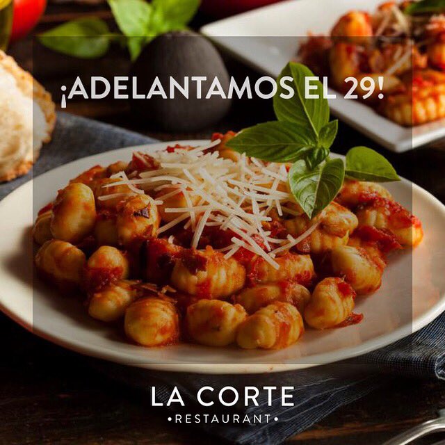 Nos gustan tanto los 29 de cada mes, que hasta los adelantamos 🤣🤣🤣 Día de ñoquis en La Corte !!!
Podes elegirlos con esta variedad de salsas: -Crema de quesos - Bolognesa - Tuco de pollo - Carusso - Champi
#restaurantlacorte #diaDeÑoquis #almuerzos