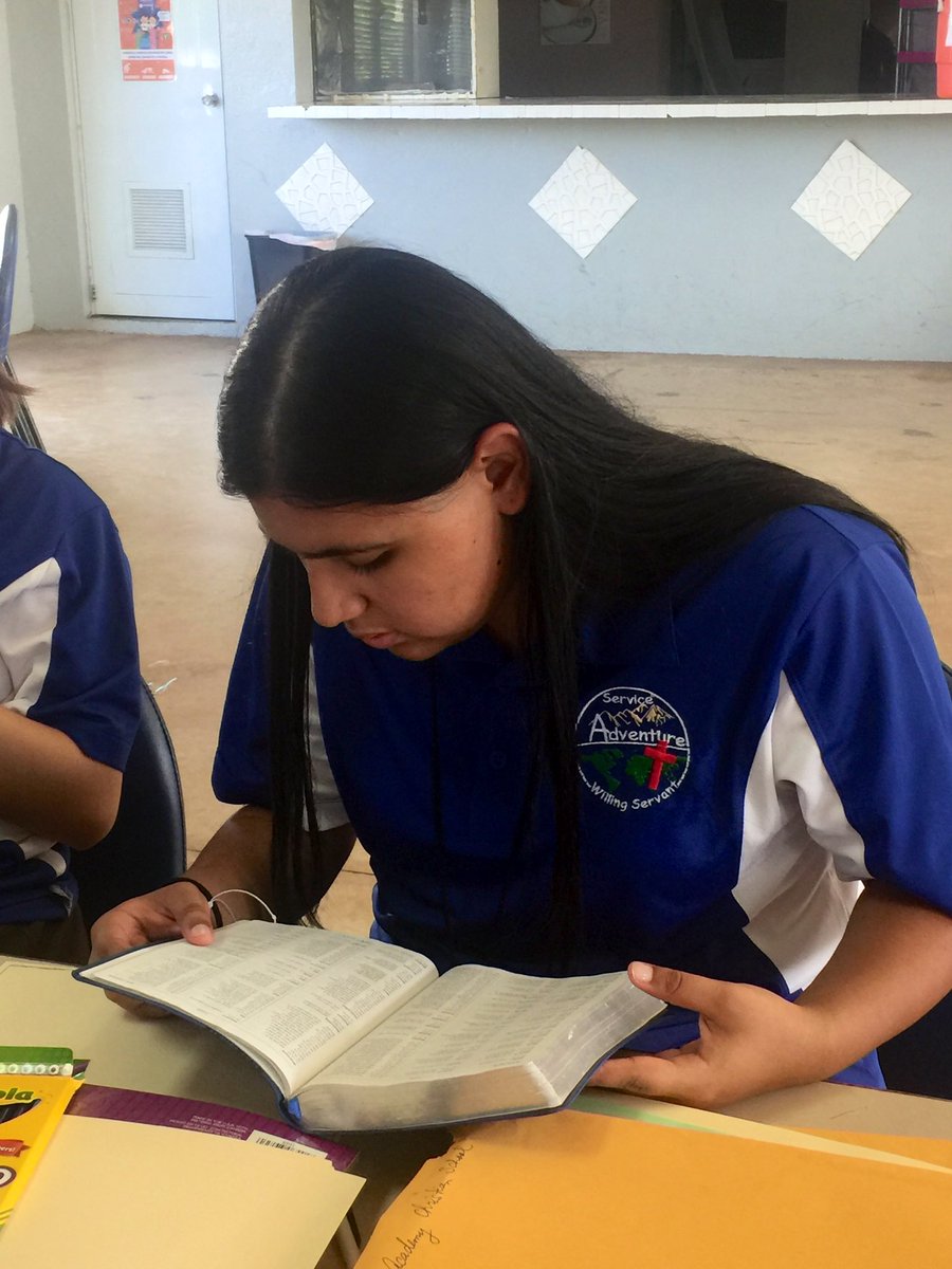 acecurriculum's tweet photo. At Service Adventure, participants start every day with the Word of God!
#ServiceAdventure2019 https://t.co/bu5IBKm3kJ