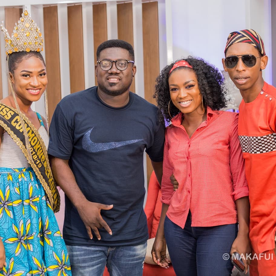ayesemmusic's tweet photo. I'm with @iammzgee ,@YeneBaBa ,@akosuafarmer,@misscommonwealt
Gee Spot show @Joy997FM yesterday
Photo credit;@MakafuiMedia guys  thanks for the love and support you gave me as.
#Envy #Odaase https://t.co/vHFsVDvBnU https://t.co/QG8OgiSm1P