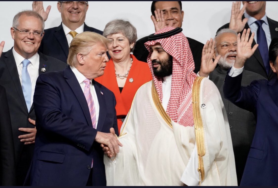 Falmutairi2018's tweet photo. شعورنا فخر واعتزاز وشموخ وكبرياء. تجسيد للقائد الفذ والريادة الدولية والمستقبل الباهر في الامير القائد محمد بن سلمان  #محمد_بن_سلمان_في_قمه_العشرين https://t.co/mbad3SH1Mp