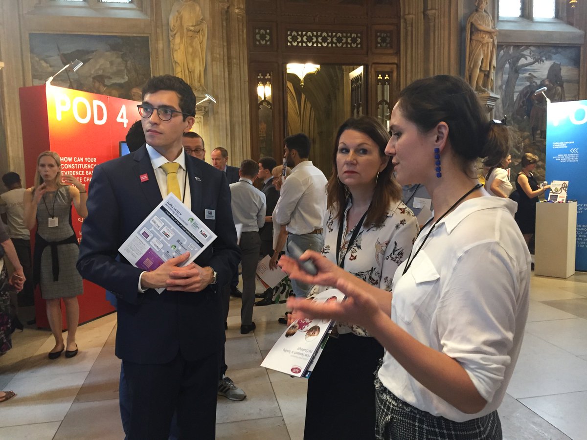 SfAMPolicy's tweet photo. We thoroughly enjoyed the opportunity to talk #FoodSafety with @foodgov, MPs and Peers during this #EvidenceWeek.
Thanks to @senseaboutsci + partners for organising, and *big* thanks to those who came to our #EvidencePod! π https://t.co/XDfo0adg3T