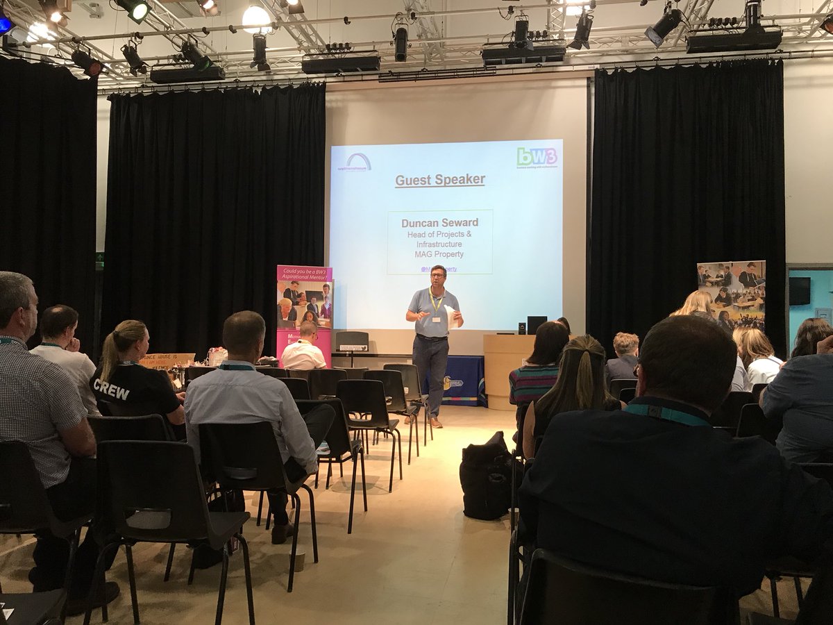 Great evening at the #WythenshaweBusinessGateway w/ <a href="/BW3Manchester/">BW3</a> <a href="/MikeKaneMP/">Mike Kane MP</a> and Duncan Seward providing an update on @AirportCityUK . Thanks for hosting @NGHS_STRIVE , it was brilliant to hear from the students on how much they’ve enjoyed their mentoring programmes!