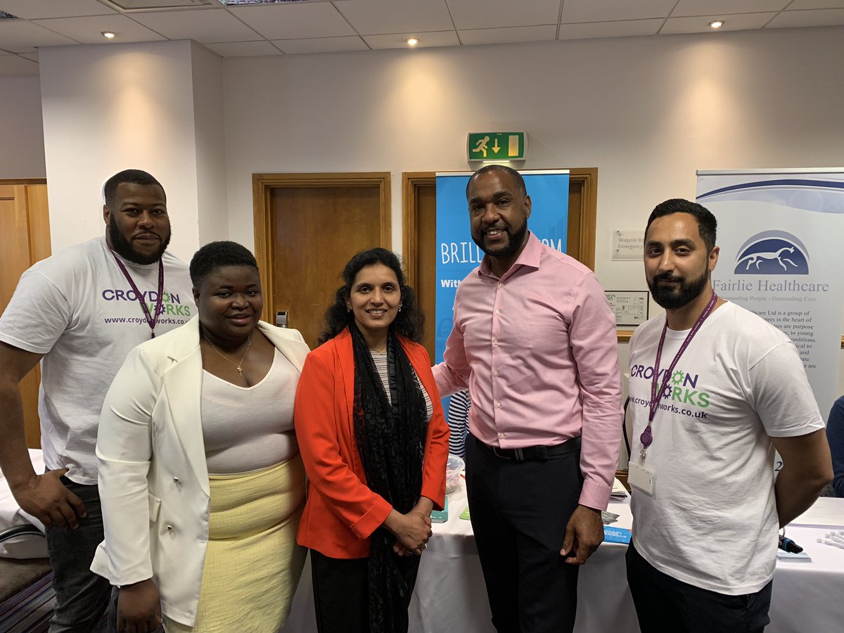 Great start of the day opening #EmployabilityDay job fair by @yourcroydon @CroydonWorks @LLClivenews .  More than 400 people registered.  Great atmosphere with many employers and come along even if you are not registered.  @yourcroydon is #ClosingTheGap . #EmpDay19 @ersa_news