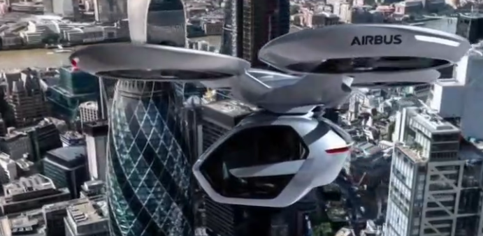 laRadioNova's tweet image. Bientôt des taxis volants en Île de France ? On en parle avec @MathieuDunant, directeur de l’innovation à la #RATP.

#GrasseMatinale d'@armelhemme 
► j.mp/ecoutenova