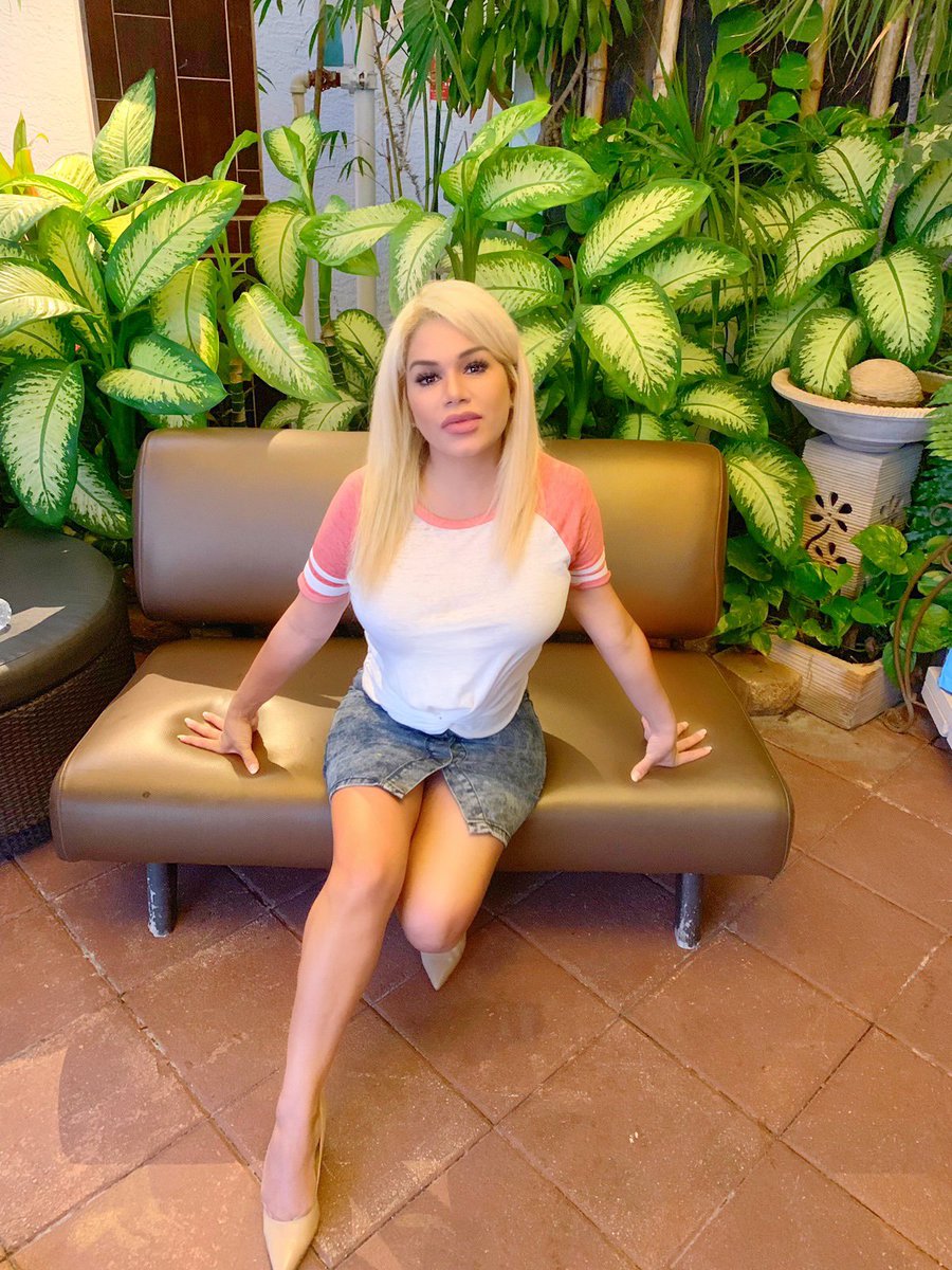 emelyyleme1's tweet photo. 🧡 https://t.co/SVpg8YvhDf