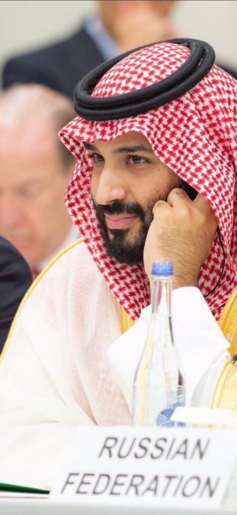 #محمد_بن_سلمان_في_قمه_العشرين 

- جعني فدا لمواطيك 🇸🇦💙💙💙 .