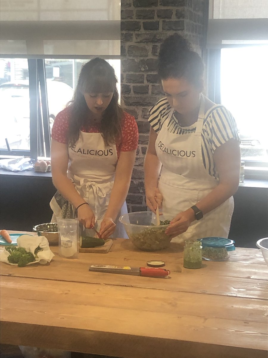 TTMEMMAJ's tweet photo. @TTMGroup empoloyees enjoying a super cookery demo from @delaliciousfood as #cookingiseasy #colourfulfood @PeptalkHQ https://t.co/xlpCb5TLp1