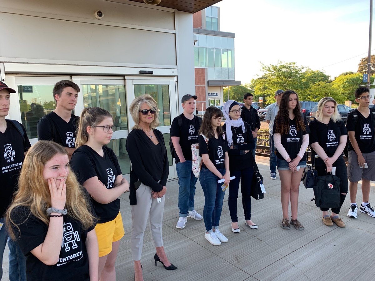 Venture_13's tweet photo. And we’re off! @VentureKidsCan TECHimmersivE gang is on route to @microsoftcanada and @Northeastern_TO! Thank you @NrthmbrlndCFDC, @CobourgPolice @TownofCobourg for the lovely send off! 🚞🤖 https://t.co/1CysF7bsZU