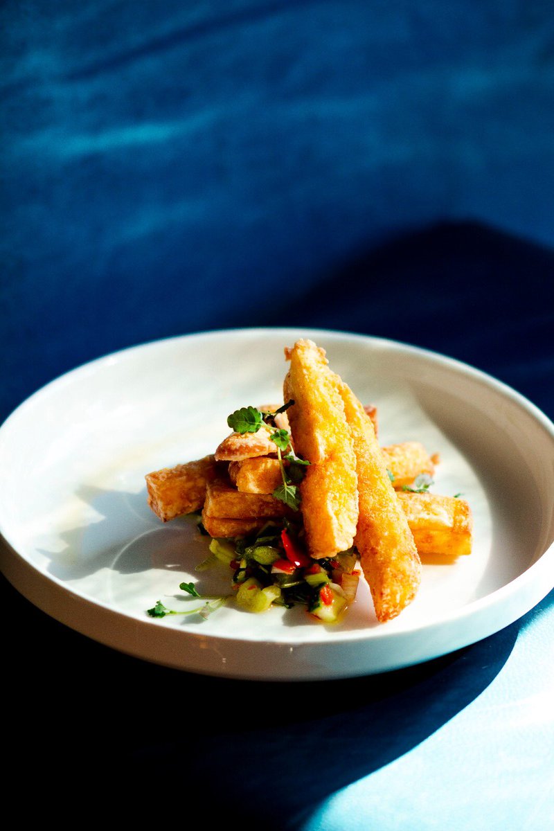 Haloumi fries, pickled chilli relish 🧀🐵

#haloumi #haloumifries #haloumicheese #delicious #drinkshop #edinburgh #edinburghfood #tasty #independentbusiness #smallplates #relish #chilli #cucumber #restaurant #theartofplating #eatout #food #foodporn #foodphotography #tastyfood