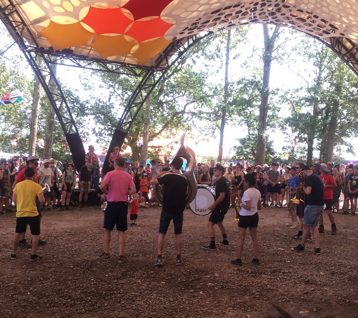 Glastonbury Live tweet media