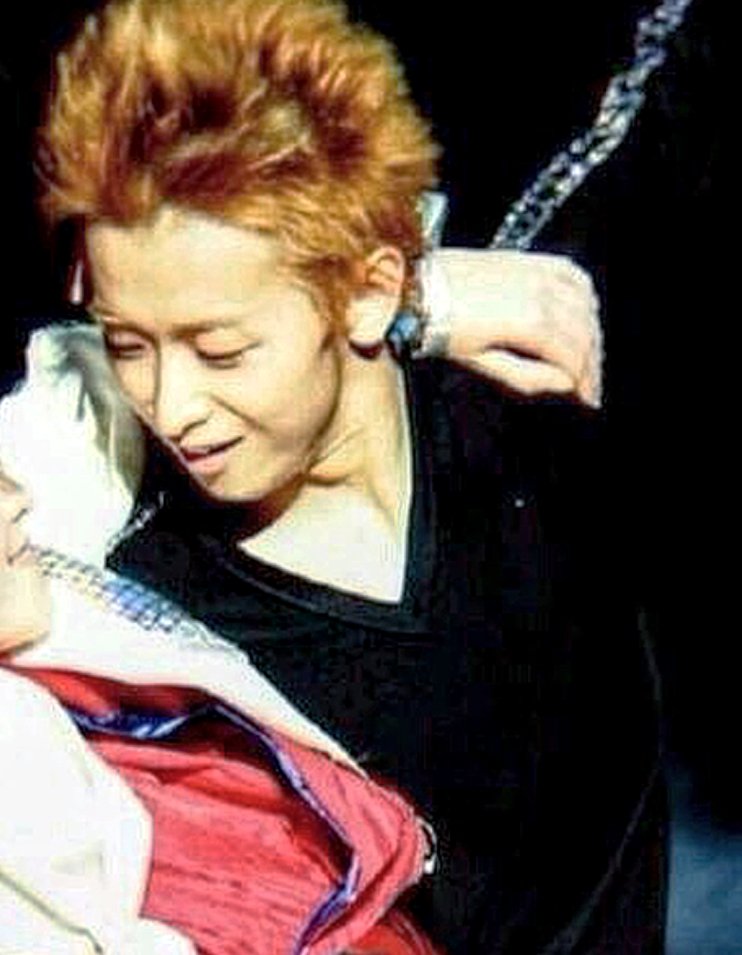 ぱ ぴ こ 金髪ツンツン智のカッコ良さとエロさとチャラさったらもう ね 大野智 T Co Hh8trpmhre Twitter