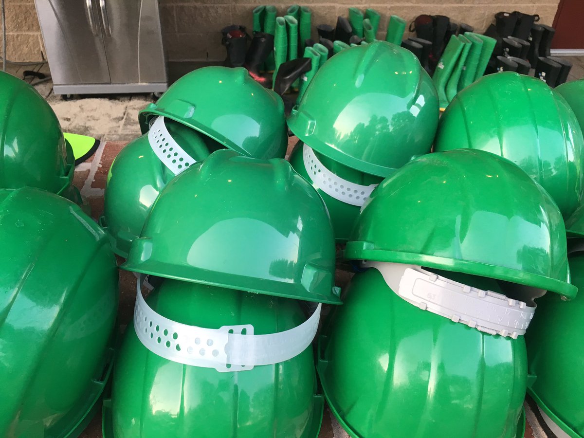 Police will continue to search the   #Hampton landfill.Here is a look at some of the protective gear crews will wear as they look for Noah Tomlin.  @WAVY_News – bei  Hampton Fire Station 11