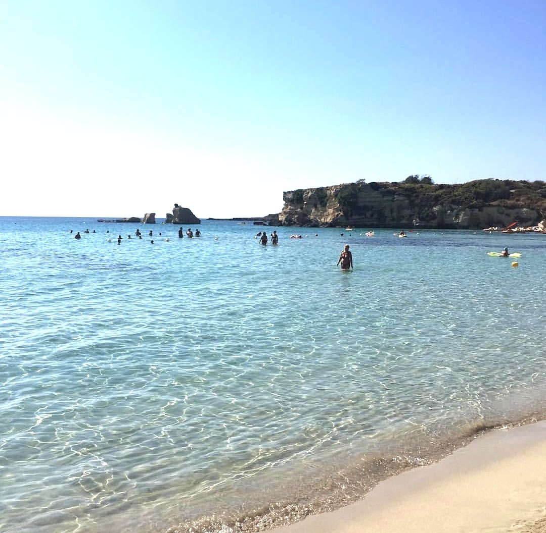 BBVillaMatari's tweet photo. L'unico rimedio al caldo é passare la giornata al mare 🌊

Qui siamo nella splendida spiaggia di #FontaneBianche a #Siracusa in #Sicilia https://t.co/I1SdD1nn0Z