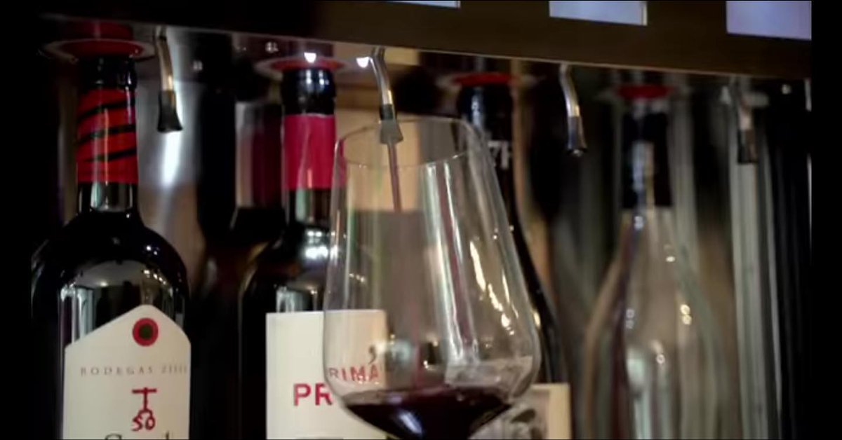 Nuestro Senda de los Olivos, bien cuidado mediante máquinas con atmósfera protegida solo en LaCata Restaurant 
¡Os invitamos que paséis a degustarlo!
#BodegasZifar