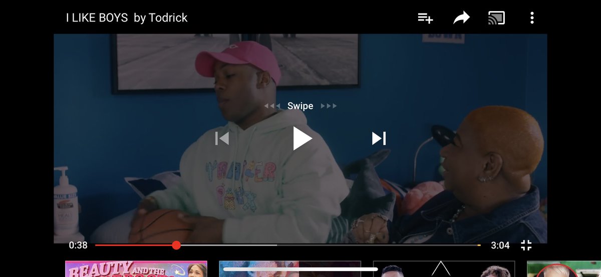 buteralattay's tweet photo. Omg Todrick is wearing a @TrailerParx hoodie in his new video!!! Love itttt 💕💕💕 https://t.co/2ZV3e3zMBG