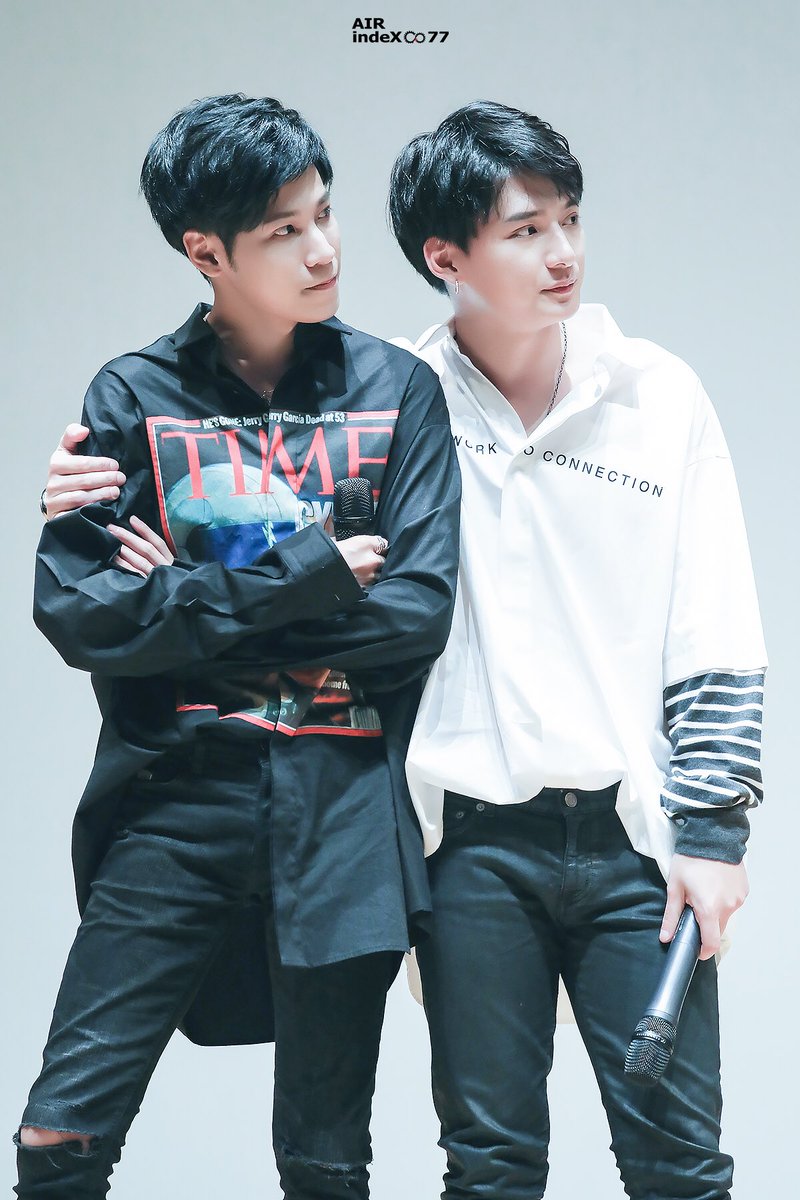 AIRindeX8's tweet photo. 190622 KristSingtoFMinBusan
@stjinx_maya @kristtps 
#KristSingtoFMinBusan
#KristPerawat
#ยยขคพ
#SingtoPrachaya 
#สมุนจ้าวป่า https://t.co/OTASpfsG4J
