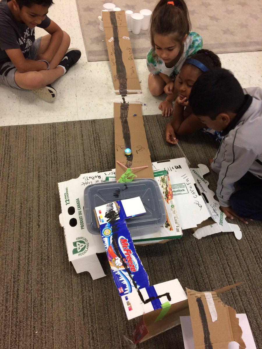mrsbowesteaches's tweet photo. Part 2: Testing our rollercoasters with @Ozobot The results were fantastic! We’ve become such great problem solvers and collaborators. #readaloud #building #grade1 #gandydigital https://t.co/f2UJ4Q6XXW
