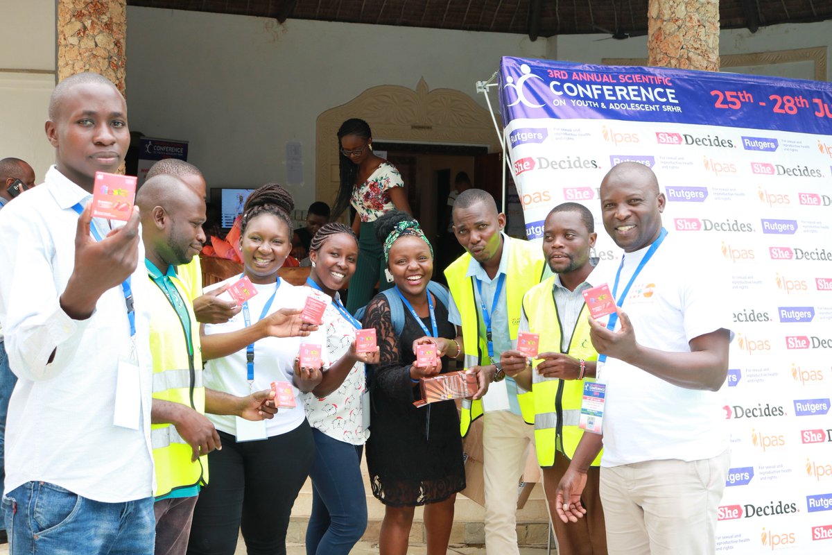 PeoplesCornerKE's tweet photo. Final day of the #RhnkConference2019 Young people have the right to lead healthy lives. They should have access to commodities they need to protect their health - including access to condoms, contraception, and the full array of reproductive health care services. #HappyWeekend https://t.co/zdezYqEvNM