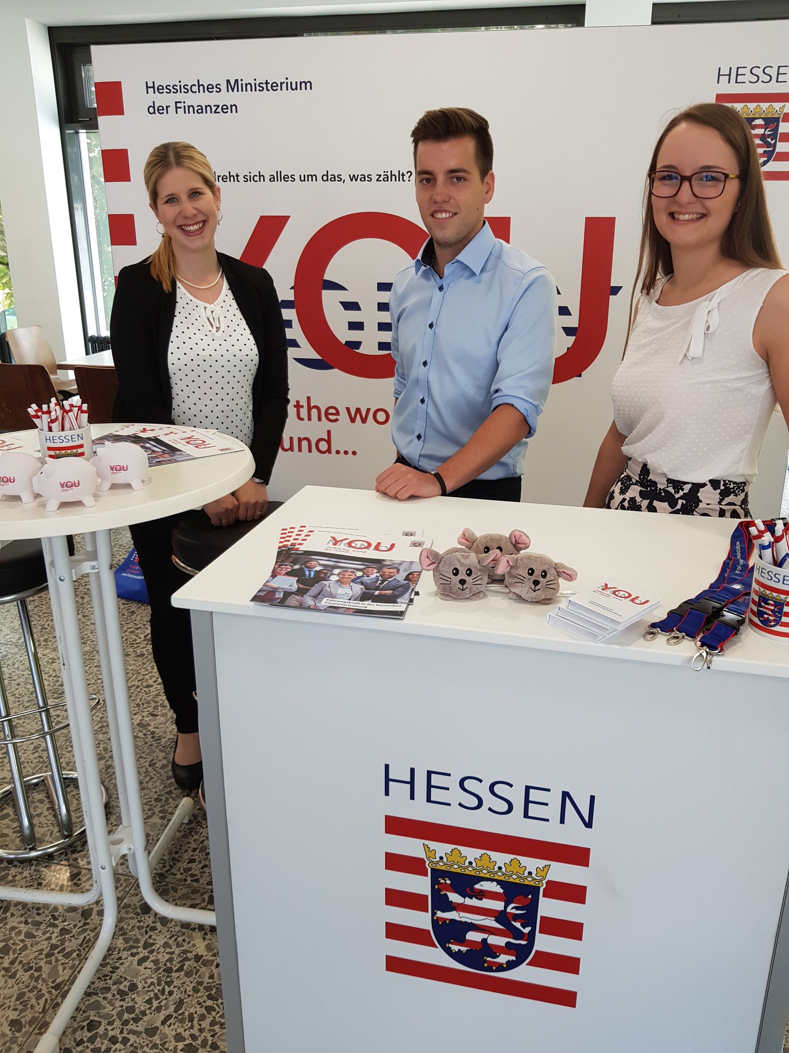 Finanzministerium Hessen Du Bist Angehende R Jurist In Dann Schau Doch Mal Auf Dem Heutigen Jura Vorbei Wir Informieren Dort Uber Jobs Karriere In Der Finanzverwaltung Du Findest Uns Hier Juwi Campus Jlugiessen