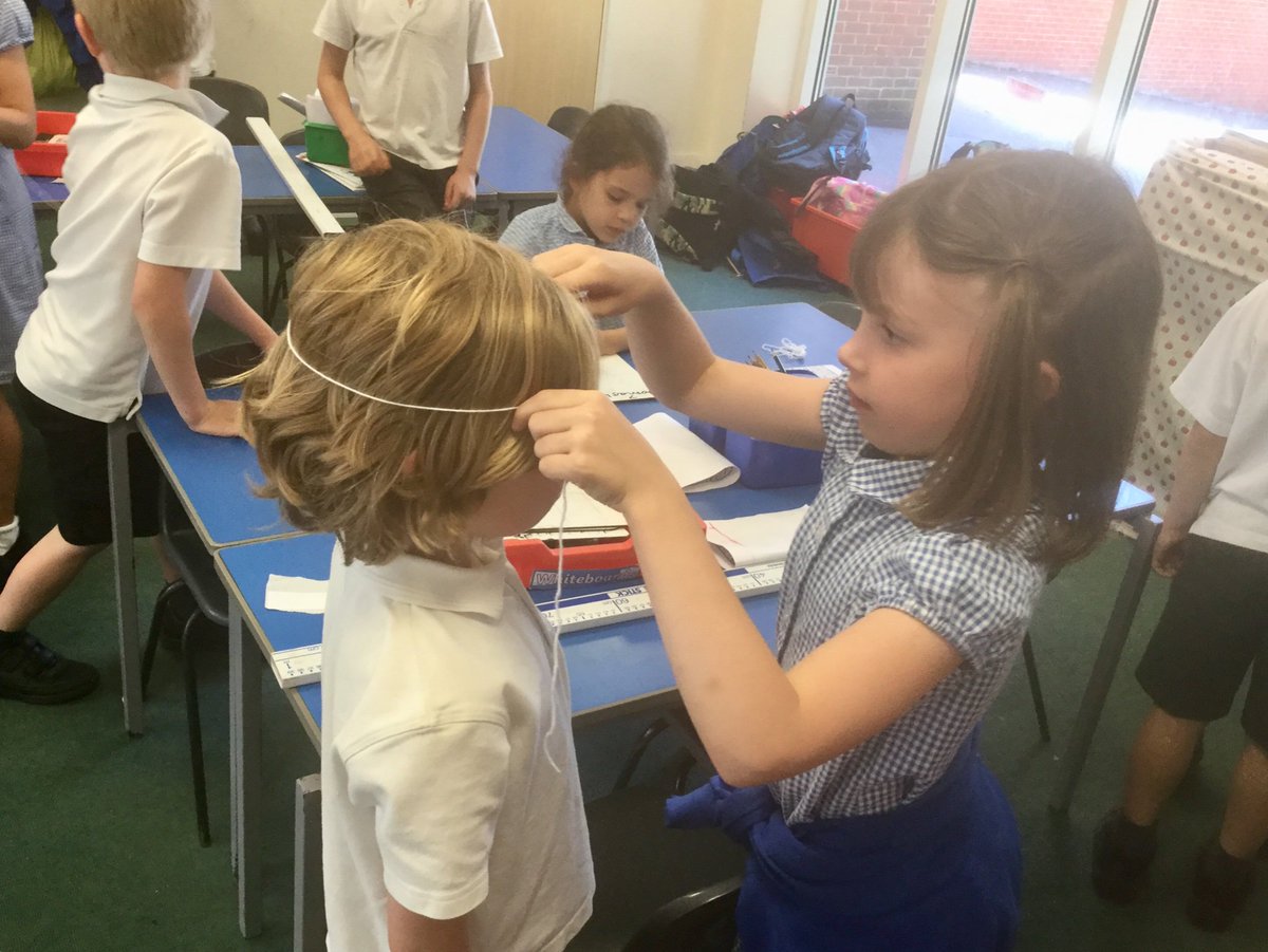 SouthFarnham's tweet image. How does the size of our head compare to our age? #Year2Learning #investigating #science #WeLoveLearning #learningtogether