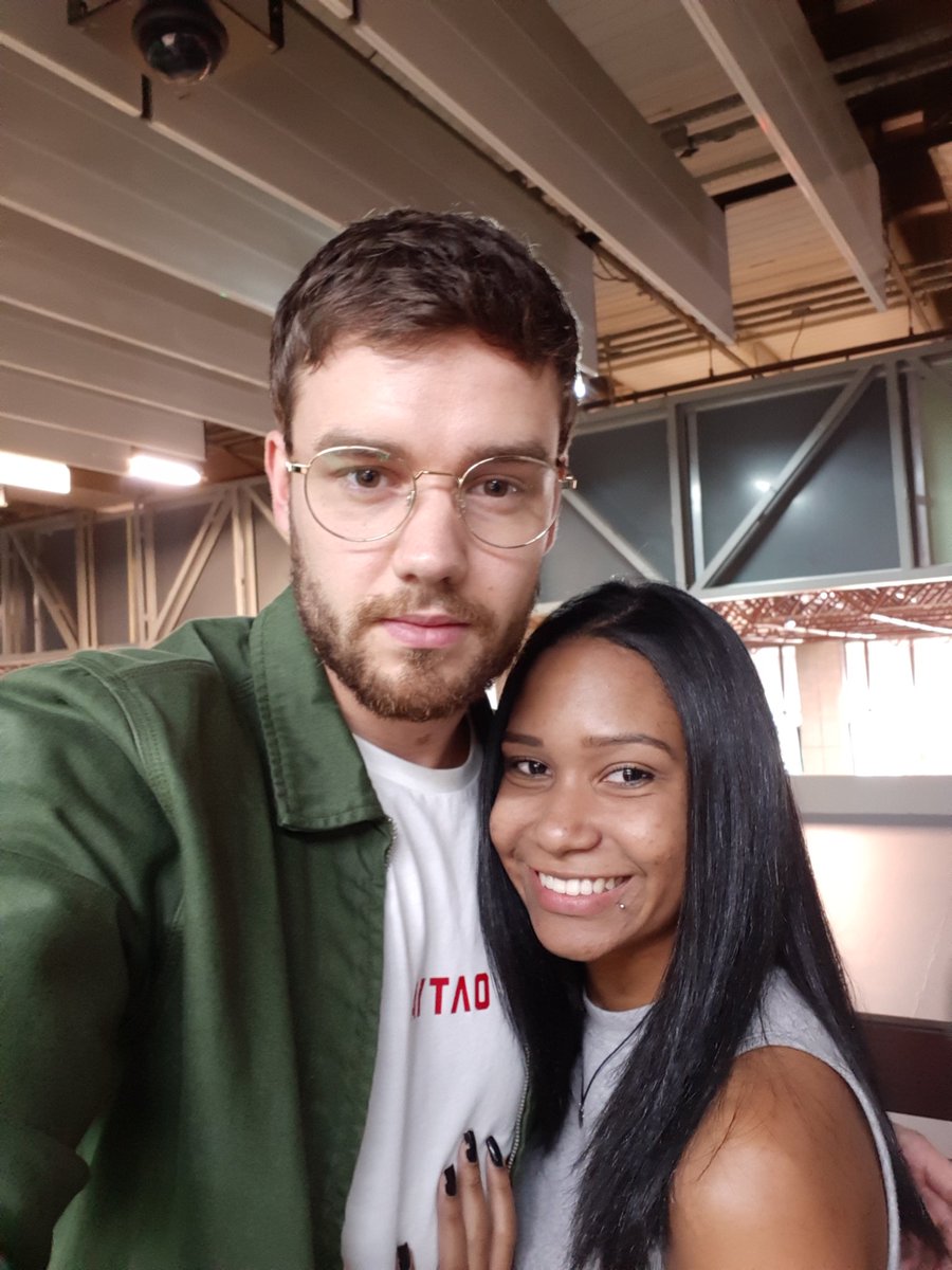 truepayno's tweet photo. EU CONSEGUIIII MEU DEUS EU AMO ELE DEMAIS ELE É O HOMEM MAIS LINDO DESSE MUNDO #WelcomeToBrazilLiam https://t.co/b3yBP1G7mB