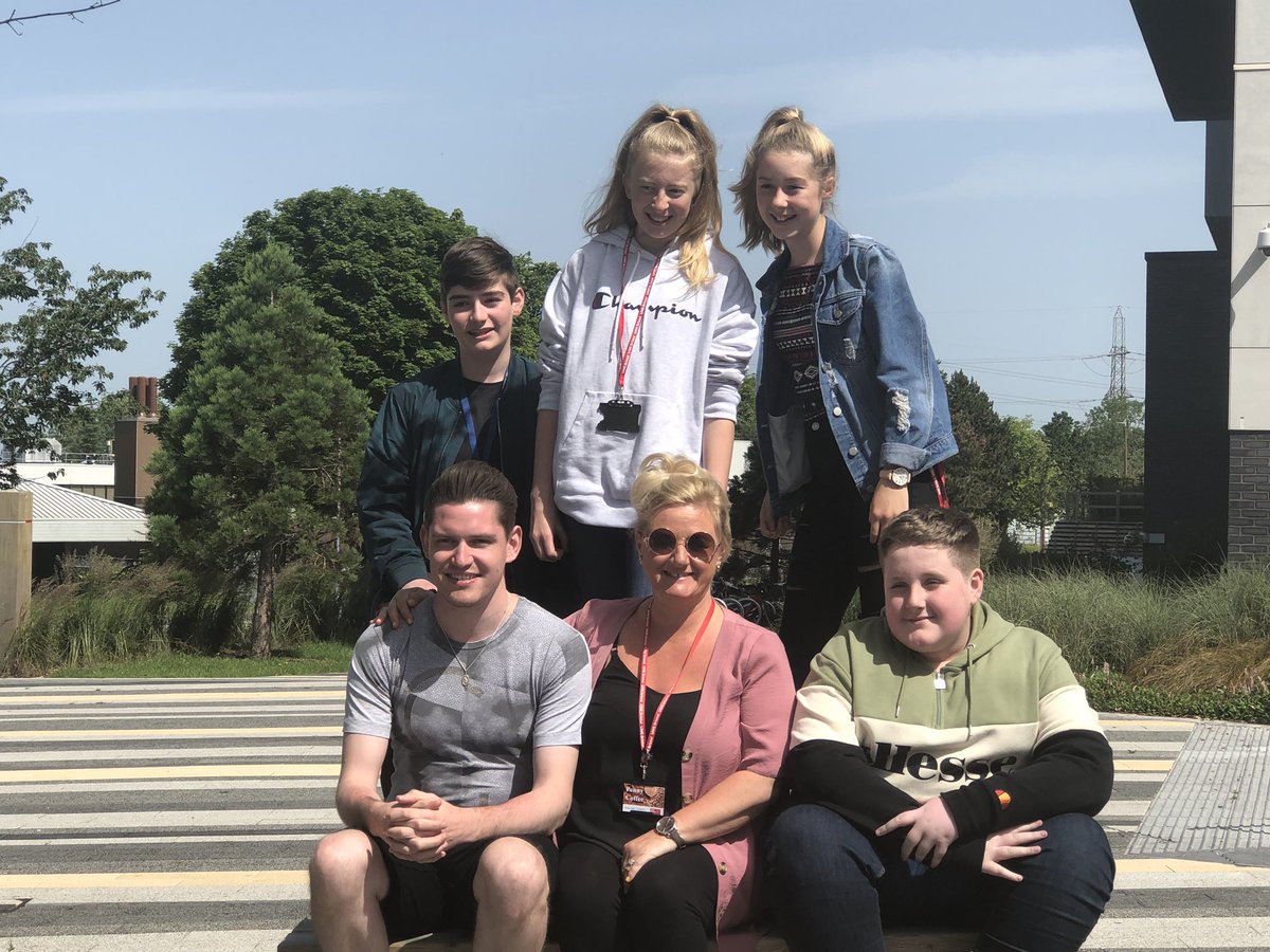Thanks to @UWEBristol who hosted #ElevateSummerSchool for the week. Team @CycleHydro were amazing and a credit to @DarwenAcademy. Mr Swailes and Mrs Starkie are immensely proud #Enterprise #Entrepeneurship