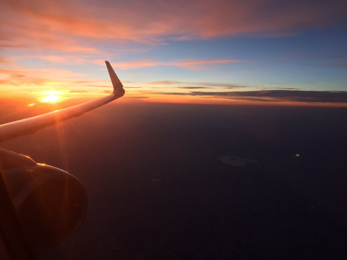 MajGenPhelka's tweet photo. Early morning departure from @DTWeetin on @Delta headed for @CivilAirPatrol National HQ at @MaxwellAFB and a visit with @cap__cos. #sunrise #MedalionLife @Airbus https://t.co/OWRnQw0pbP