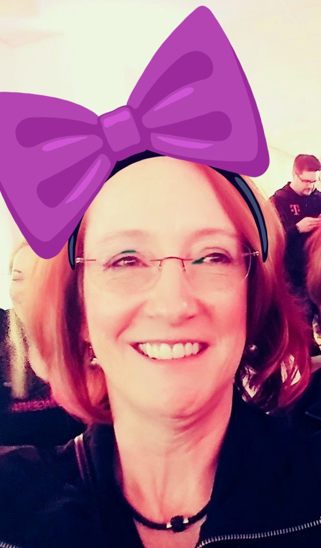 TamaraSmith7730's tweet image. Happy 9 year workiversary @sabra_stuermer 🎉🎂🌺Your passion, compassion and energy for others is unparalleled.  You make a difference every day! #DevelopmentGuru #1HR #AllIn #CareerRockstar