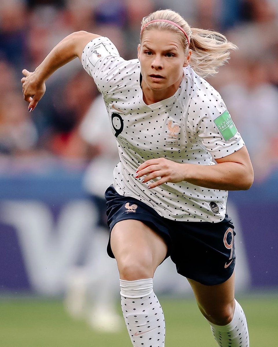 ELS_9_FRANCE's tweet photo. On y est 👊 Continuons à écrire l’histoire ! 🇫🇷⚡️🇺🇸
#fiersdetrebleues #daretoshine #lemomentdebriller #WhatELS https://t.co/KPpJVHlyN8