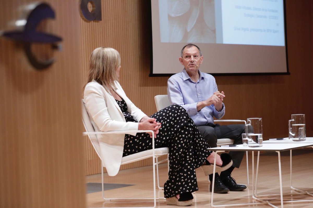 FundIbercaja's tweet photo. Esta mañana hemos acogido el Foro "Hacia un futuro sostenible: gestión, empresa y medioambiente", organizado por @BpwSpain, para abordar temas de actualidad sobre economía circular y #sostenibilidad junto a expertos del sector @IAF_Aragon @Amephu @ibercaja https://t.co/j9RrX1PtVL