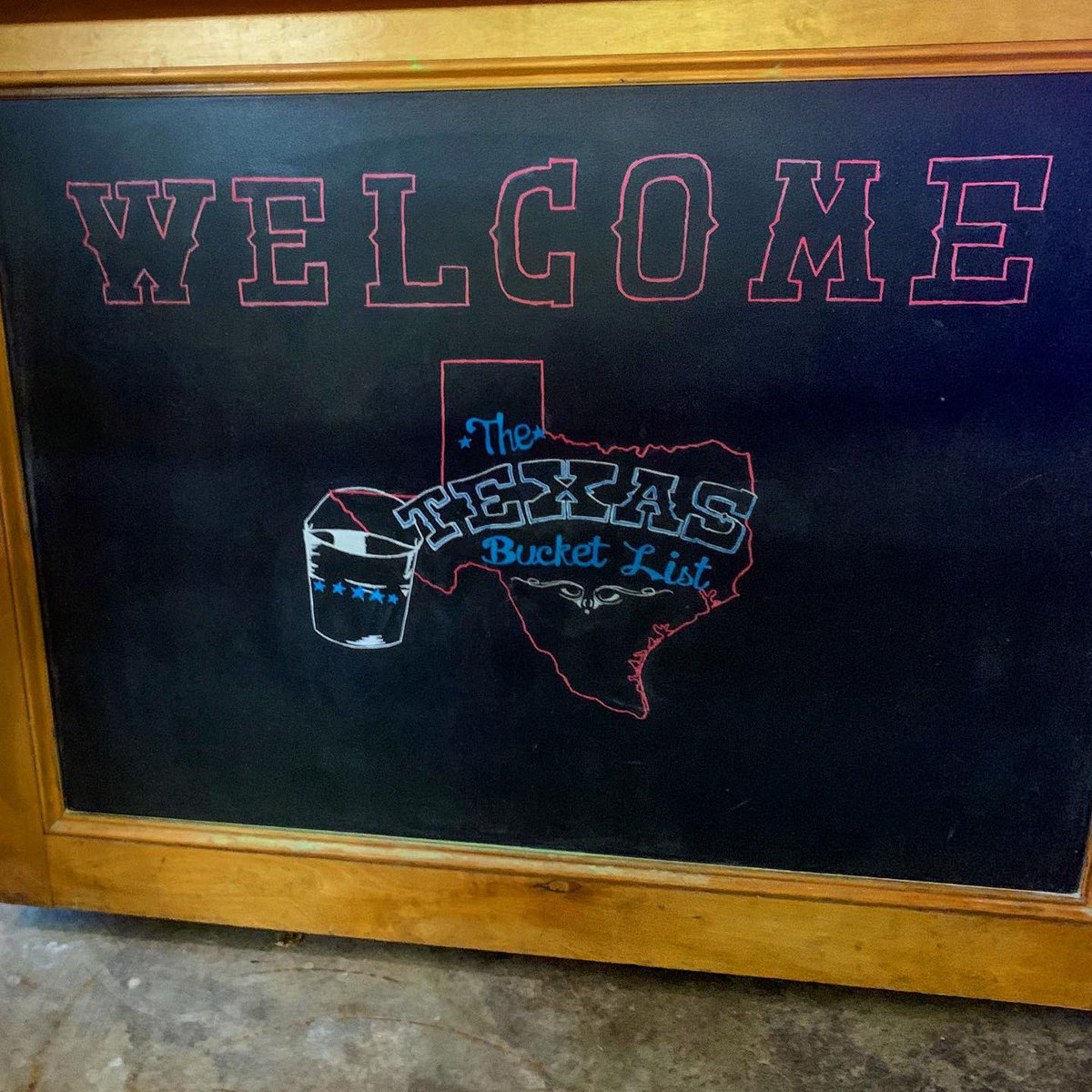 TexasBucketList's tweet photo. Whiskey with our friends at Rio Brazos Distillery makes for a marvelous way to experience Bryan College Station! Thank you Nathan for letting us sample your wonderful whiskey! #thetexasbucketlist #experiencebcs #whiskey https://t.co/7dpq6xPUcb