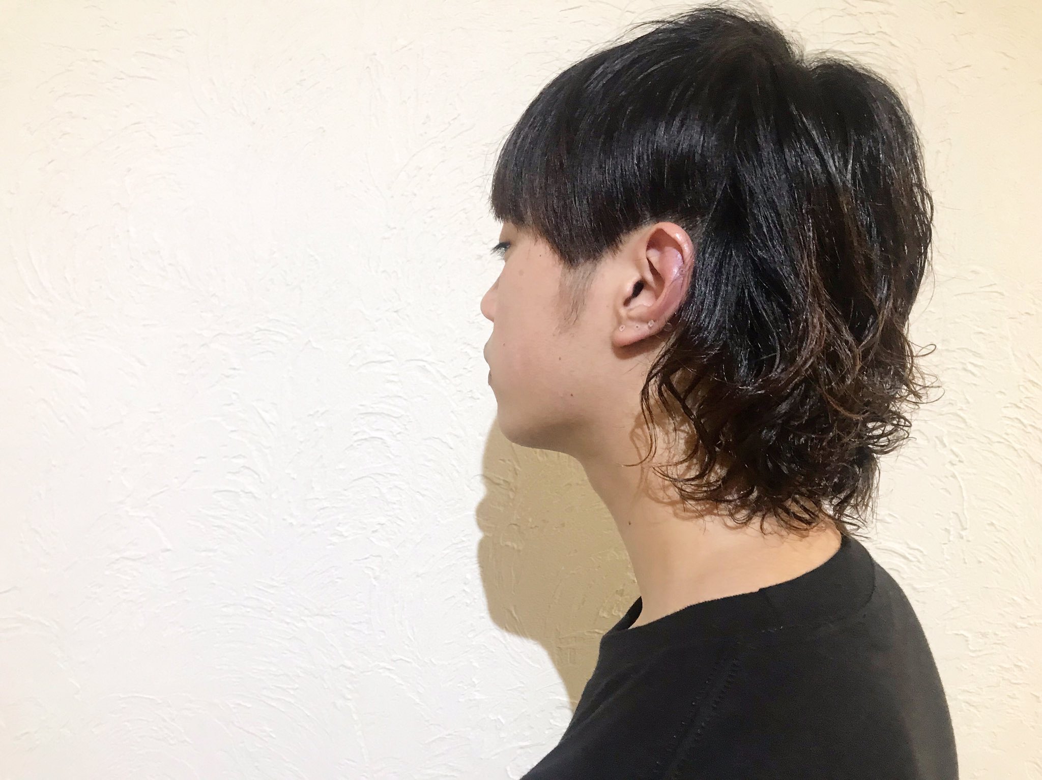 Hi 5 Hi Five Miho 襟足だけパーマをあてめ個性的に メリハリをつけるためサイドは重めでラインをくっきり T Co Riwamo31fy 苫小牧美容室btruth 苫小牧美容室 襟足パーマ ポイントパーマ メンズカット 個性派ヘアー Hi 5 Hi Five Miho 襟足だけパーマをあてめ個性的に メリハリをつけるためサイドは重めでラインをくっきり T Co Riwamo31fy 苫小牧美容室btruth 苫小牧美容室 襟足パーマ ポイントパーマ メンズカット 個性派ヘアー