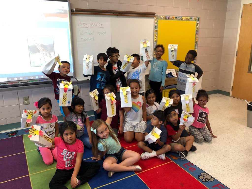 TanyaFrancaESOL's tweet photo. So proud of our ELs at our @bcsdschools Summer Camp!!! Language Learning is FUN!!! #BCSDESOL https://t.co/VhjvGdpfcE