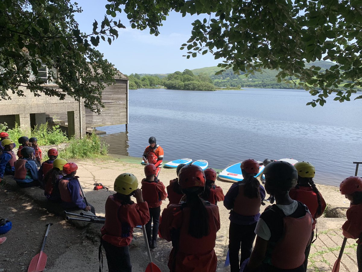 Enigma4Sports's tweet photo. @ClaycotsSchool Gold Award enjoying an afternoon paddle boarding with @UrddAwyrAgored https://t.co/3Ie0oCt87Y