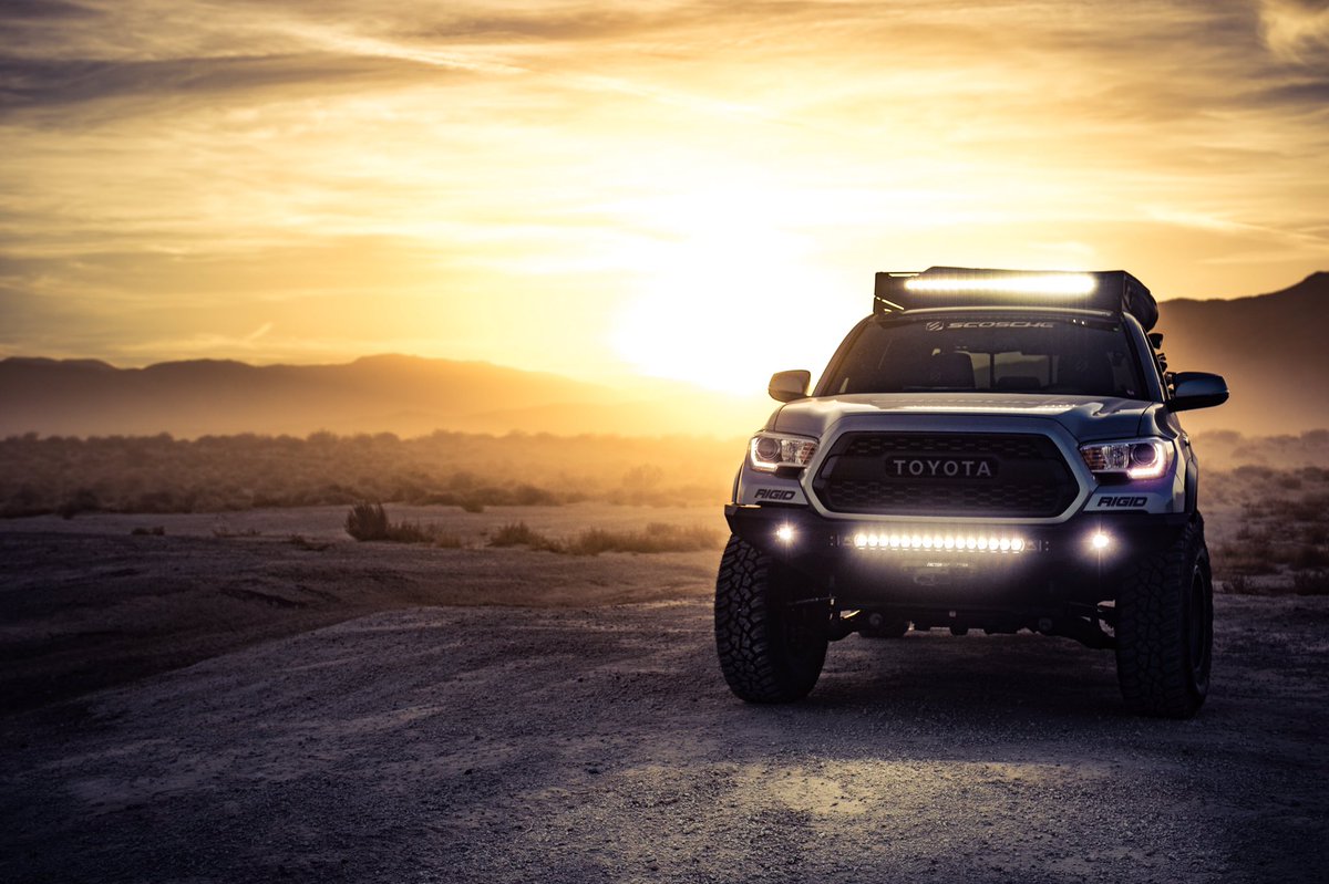 XELMagazines's tweet photo. Check out our hottest motorsport picks of 2019 next week as we publish our next issue of XEL Magazine! 💎 
#luxury #luxurycars #millionairemindset #motorsport #magazine #business #fridayfeeling https://t.co/QpY1UsigAW