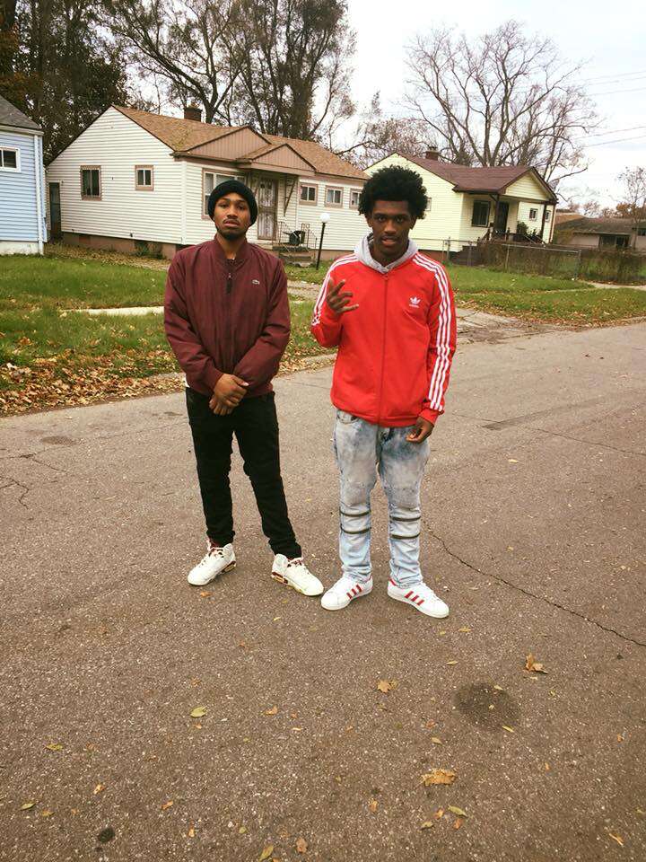 FreeBugBug's tweet image. I then lost my dawg to the Streets💚♥🚫