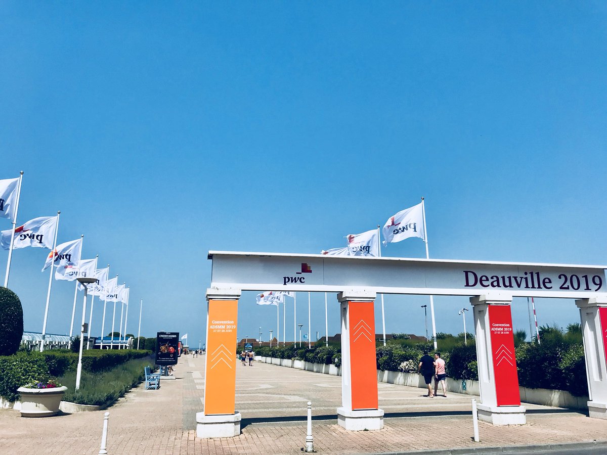 AVauleon's tweet photo. La Convention Management Deauville 2019 se termine, je suis fière d’avoir déjà 3 réalisations en cours d’engagement sociétal avec mon équipe !
#PwCdd #PwCfrance 
@emilie_bobin @SJHLambert @omuller001 @JBP_HM @averronneau @smcomtois https://t.co/rlYrZcnprp