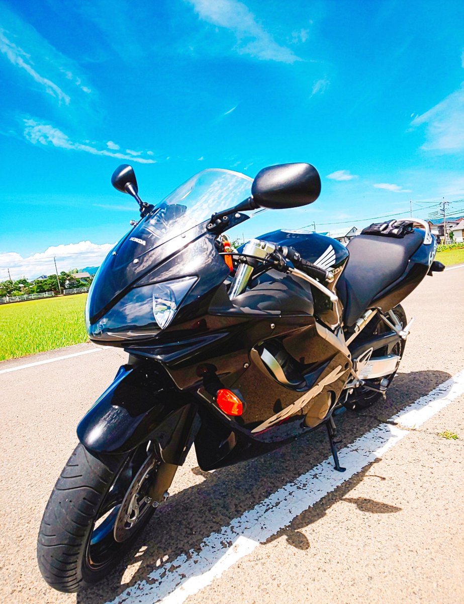 あり🐼🐼🐼🐼🥀𓈒𓂂𓇬CBR600F、メグロS1 tweet media