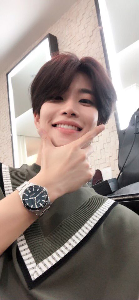 offclASTRO's tweet photo. 우리 아로하 오늘 하루도 수고했어요~~💕
글쓴이 엠천사
#토닥토닥 #쓰담쓰담 #꿀잠 https://t.co/zGP5CVhMV0