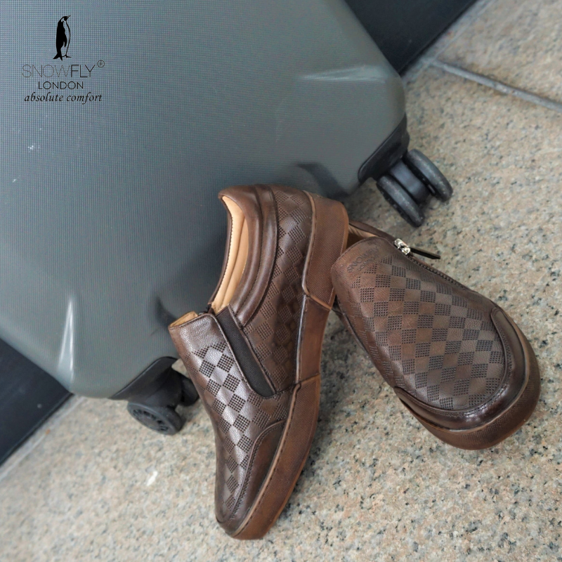 SnowflyShoes's tweet photo. Mid-year break. Hit like if you deserve a holiday 👍🏼 Don't forget to bring your favourite shoes along for all the adventure!

#newshoes #healthshoes #showflyshoes #snowflytravels https://t.co/DMeBxMGDSl