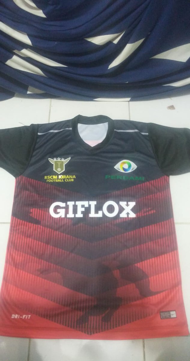 Radjersey's tweet photo. @RSCMKirana selamat malam min mau tanya. Min kenal jersey ini ga? https://t.co/s5tBg8PpfX